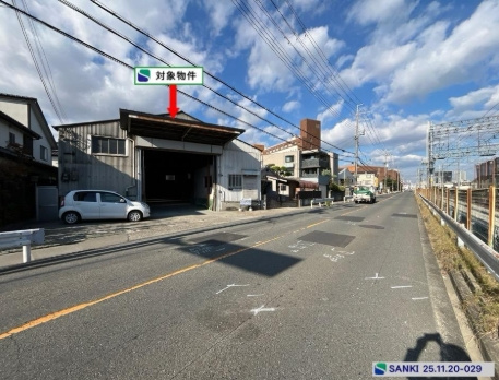 岸部南２丁目倉庫の外観