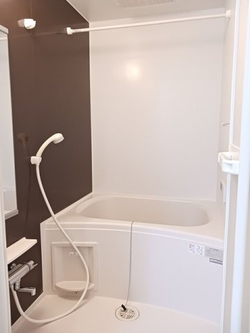 アルバ　カーサⅠの浴室|コンパクトで使いやすいお風呂です