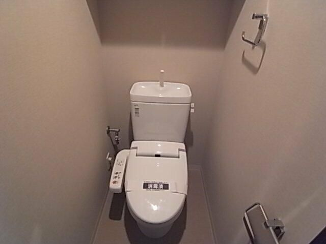 墨田区両国３丁目の賃貸マンションのトイレ