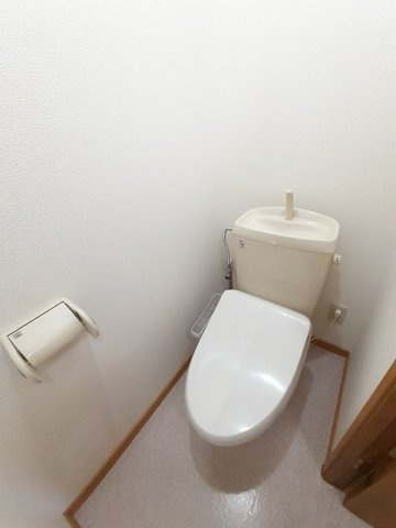 シャンゼリゼ弐番館のトイレ|トイレもきれいです