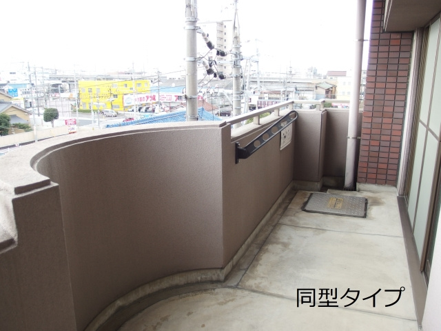 スリーエイト北町のバルコニー