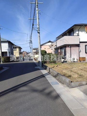 ６６６２９　岐阜市堀田町土地の前面道路含む現地写真