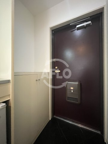 リアライズ西淡路の玄関|リアライズ西淡路　玄関