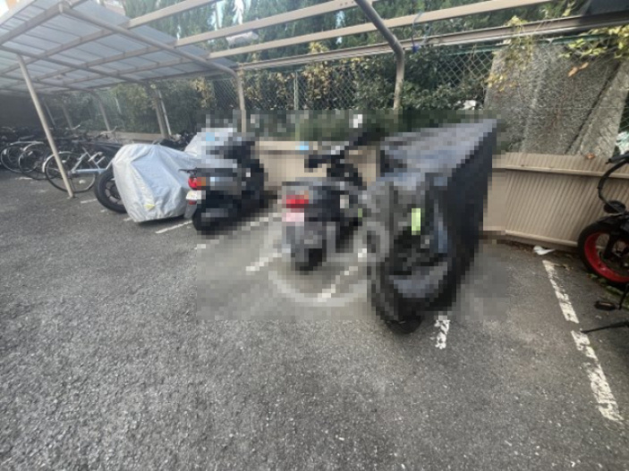 リアライズ西淡路のその他共用部分|リアライズ西淡路　バイク置き場