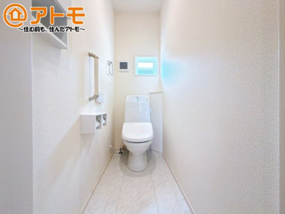 【トイレ】 | 伊豆の国市中條　新築一戸建て　全1棟 | ２つトイレがあるので朝も混みあわずに使うことができます！