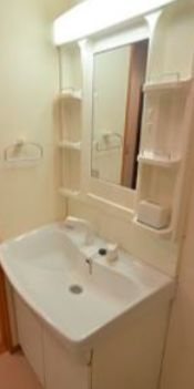 【洗面所】 | ヒルズ西片町 | 忙しい朝には欠かせない洗面所です