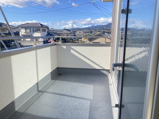 リーブルガーデンＳ第２前橋女屋　1号棟のバルコニー|バルコニーは２ヶ所付きです！
