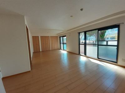 【内装】 | メゾン・ドゥ・スリジェ