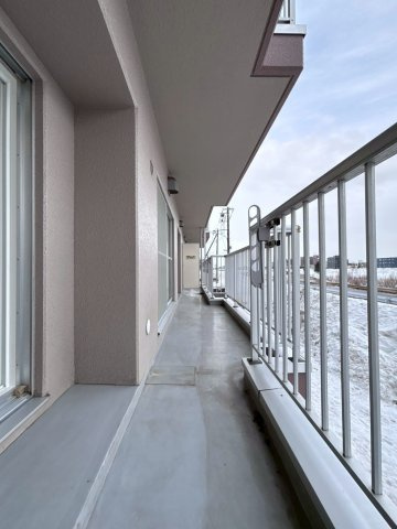 ラポール大通東のバルコニー
