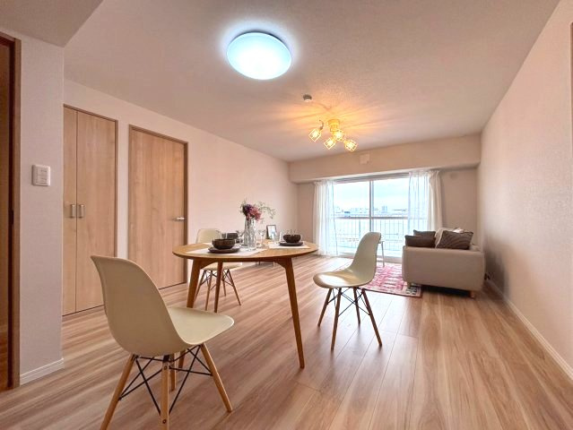 ラポール大通東