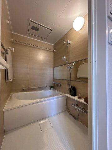 ラポール大通東の浴室