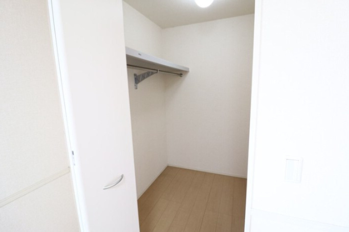 サンク・ルナCの収納|ウォークインクローゼット