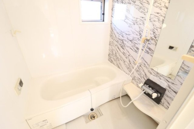 サンク・ルナCの浴室|追い炊き機能付き