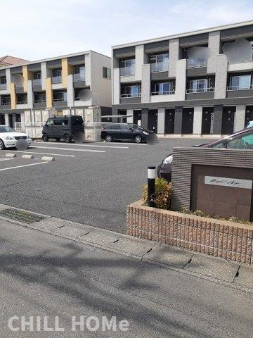 ブライト・アンジュの駐車場|当社、チルホームのHPもご覧ください(^^)/物件情報多数♪