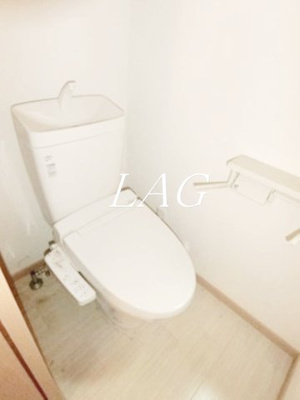 【トイレ】 | エアカーサ四ツ木 | トイレです。
