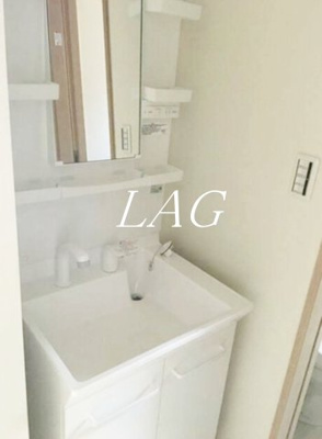 【洗面所】 | エアカーサ四ツ木 | 洗面台です。