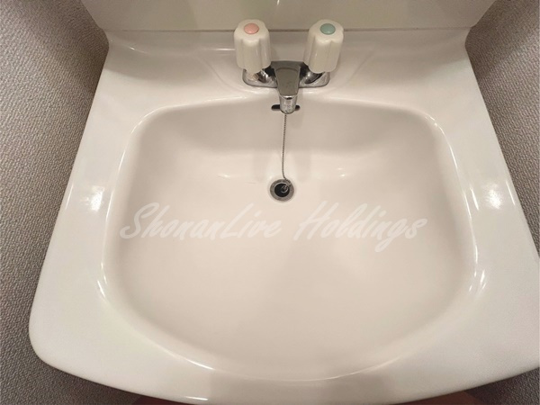 鎌倉市大船１丁目の賃貸マンションの洗面所|明るい洗面所です