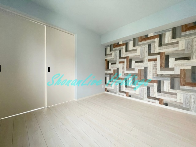 藤沢市本町２丁目のアパートの居間・リビング