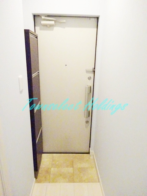 藤沢市本町２丁目のアパートの玄関|お履き物が多い方にもおすすめ♪