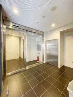 グランパーク東京EASTのエントランス