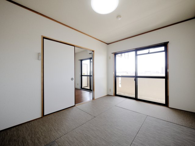 グランディール十日市の寝室|※写真は別の部屋のものです。