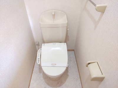 【トイレ】 | グレースヒルB | 温水洗浄便座付き