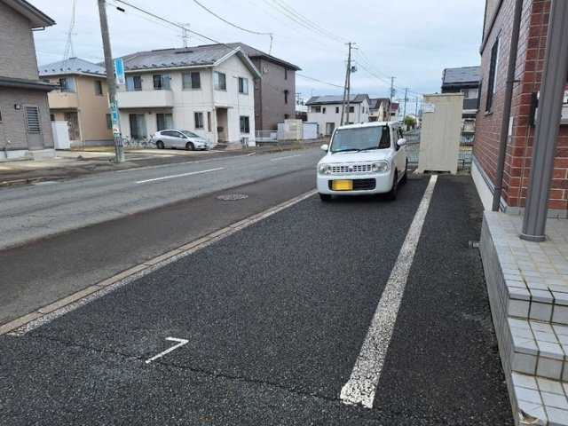 サニーハイツ　Ｂの駐車場