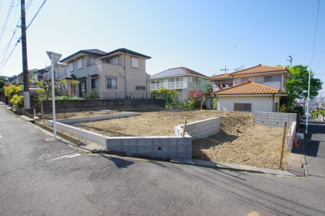 【外観】 | 【仲介手数料無料！！】日野市平山2丁目　新築戸建て（全1棟）1号棟　5799万円 | 令和８年４月１６日撮影　建築中