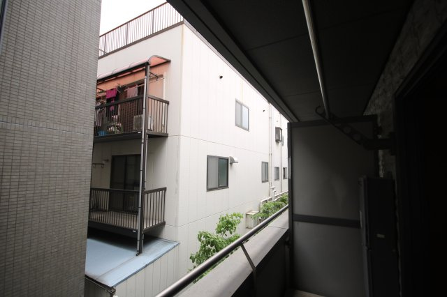 【バルコニー】