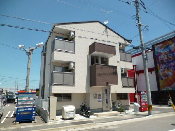 福岡市西区西都１丁目のアパート