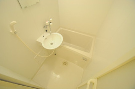 落ち着いた空間のお風呂です