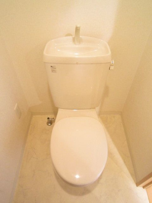 【トイレ】 | ルミエール東神田 | コンパクトで使いやすいトイレです