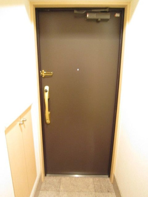 【玄関】 | ルミエール東神田 | ゆったりとした玄関です