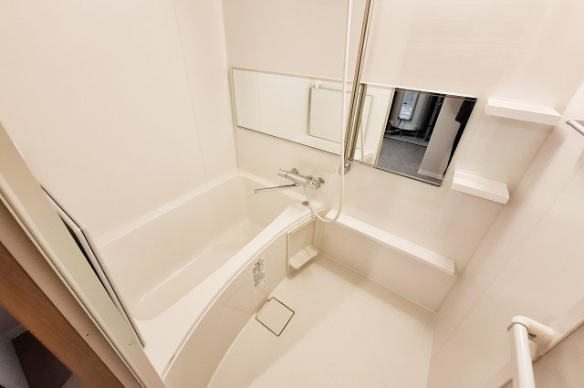 ローレルハイツ東天美の浴室|バスルーム：システムバスを新調済み。