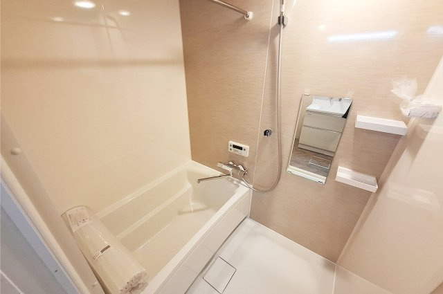 朝日プラザ南大阪ターミナル・シティの浴室|バスルーム：システムバス・浴室乾燥機を新調済み。