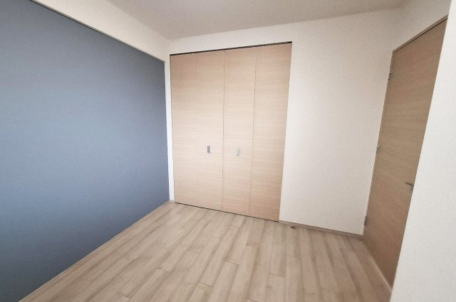 グランアッシュ天美駅前の子供部屋|洋室2