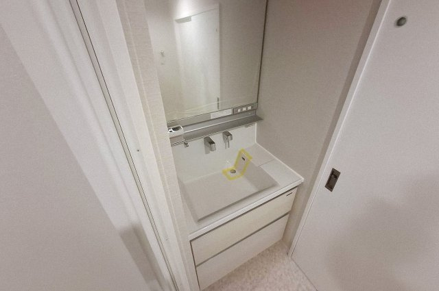 チサンマンション松原の独立洗面台|洗面室：洗面化粧台新調