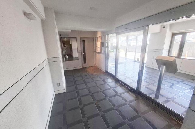 チサンマンション松原のロビー|エントランスホール