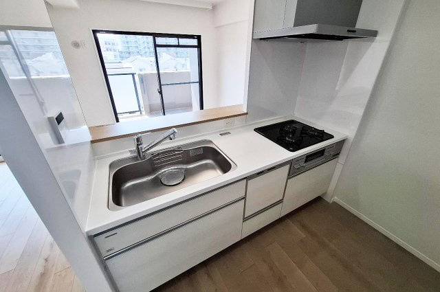 チサンマンション松原のキッチン|キッチン：食洗機付きシステムキッチン新調