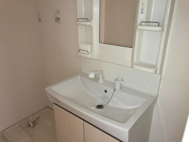 洗髪洗面化粧台