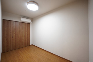 【洋室】 | コスモ東京ベイタワー