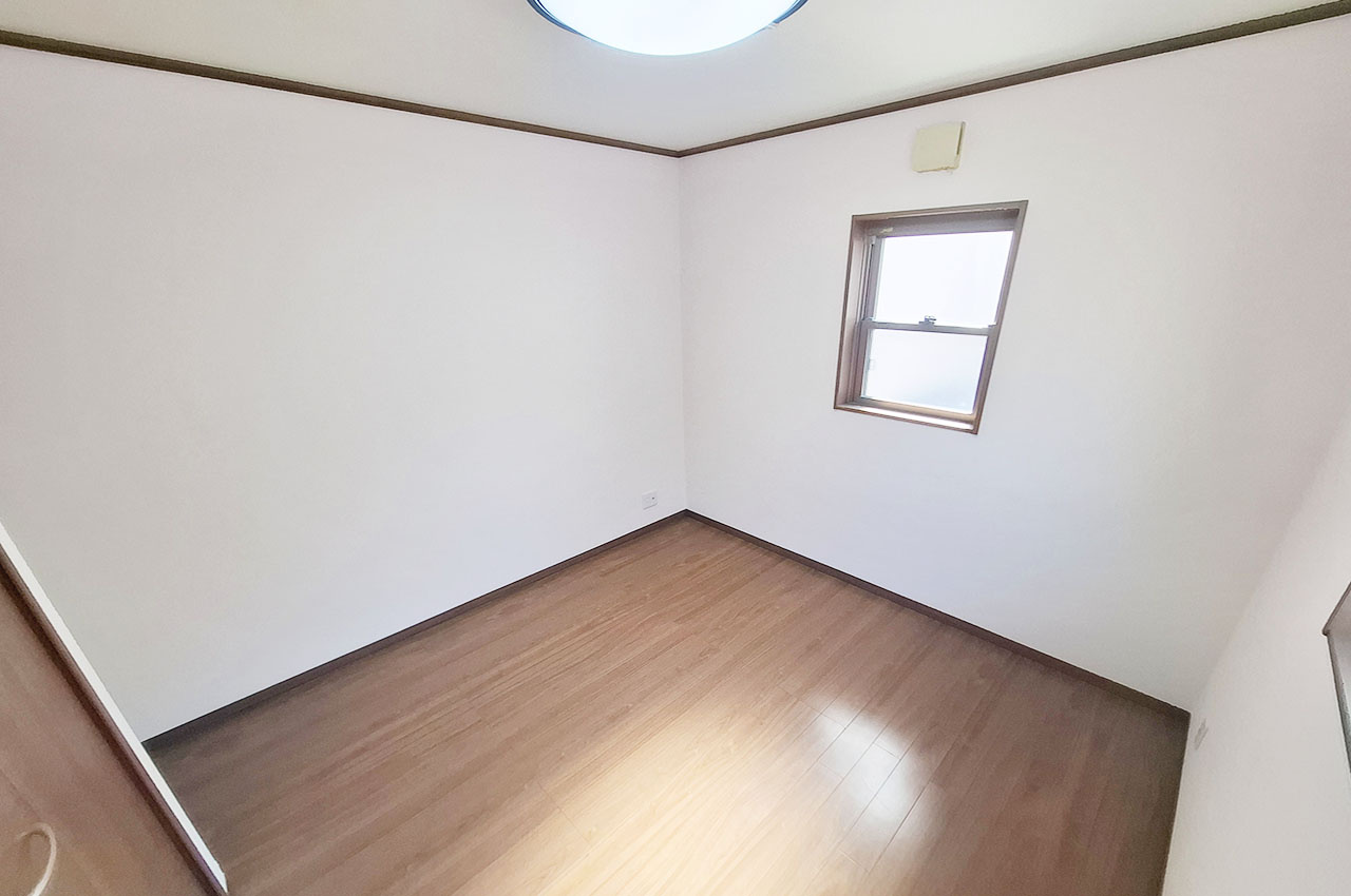 和泉市舞町の内装|納戸