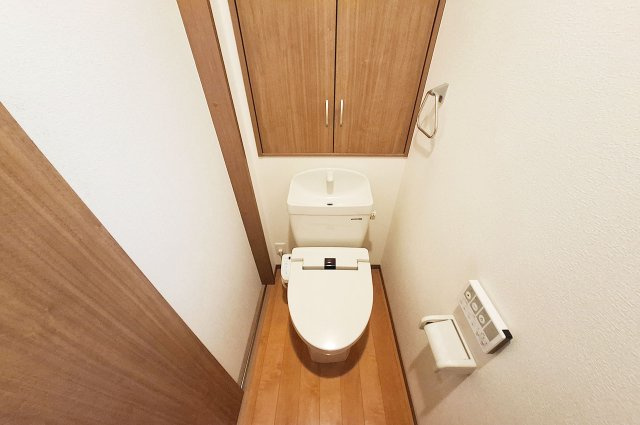 和泉市舞町のトイレ|1Fトイレ