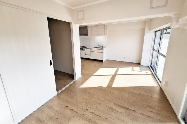 カルム堺B棟の居間・リビング|LDK