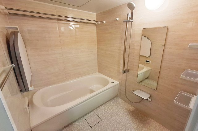 ローレルスクエア和泉中央A棟(11号棟）の浴室|バスルーム