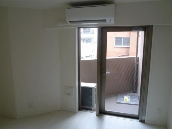 アルテシモディオの居間・リビング