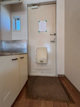 毎日通る玄関はこちらです