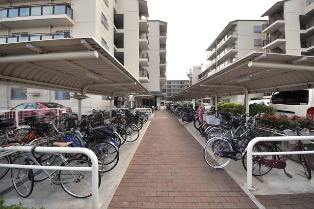 堺東グリーンハイツの駐輪場|バイク置場