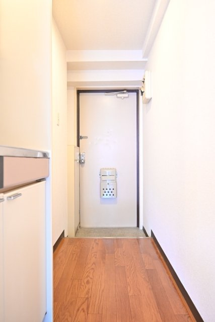 毎日通る玄関はこちらです