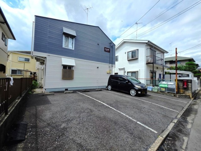 【駐車場】